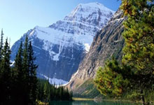 葡萄牙欧预赛完胜威尔士，C罗完美发挥